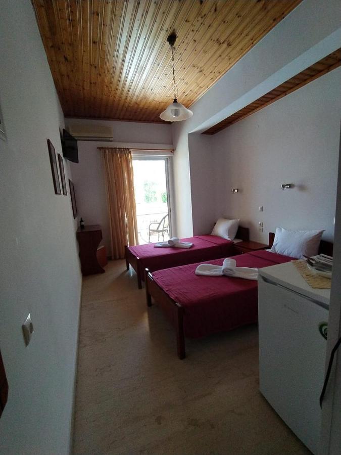 Michalis Place Apartments Vasiliki  Bagian luar foto